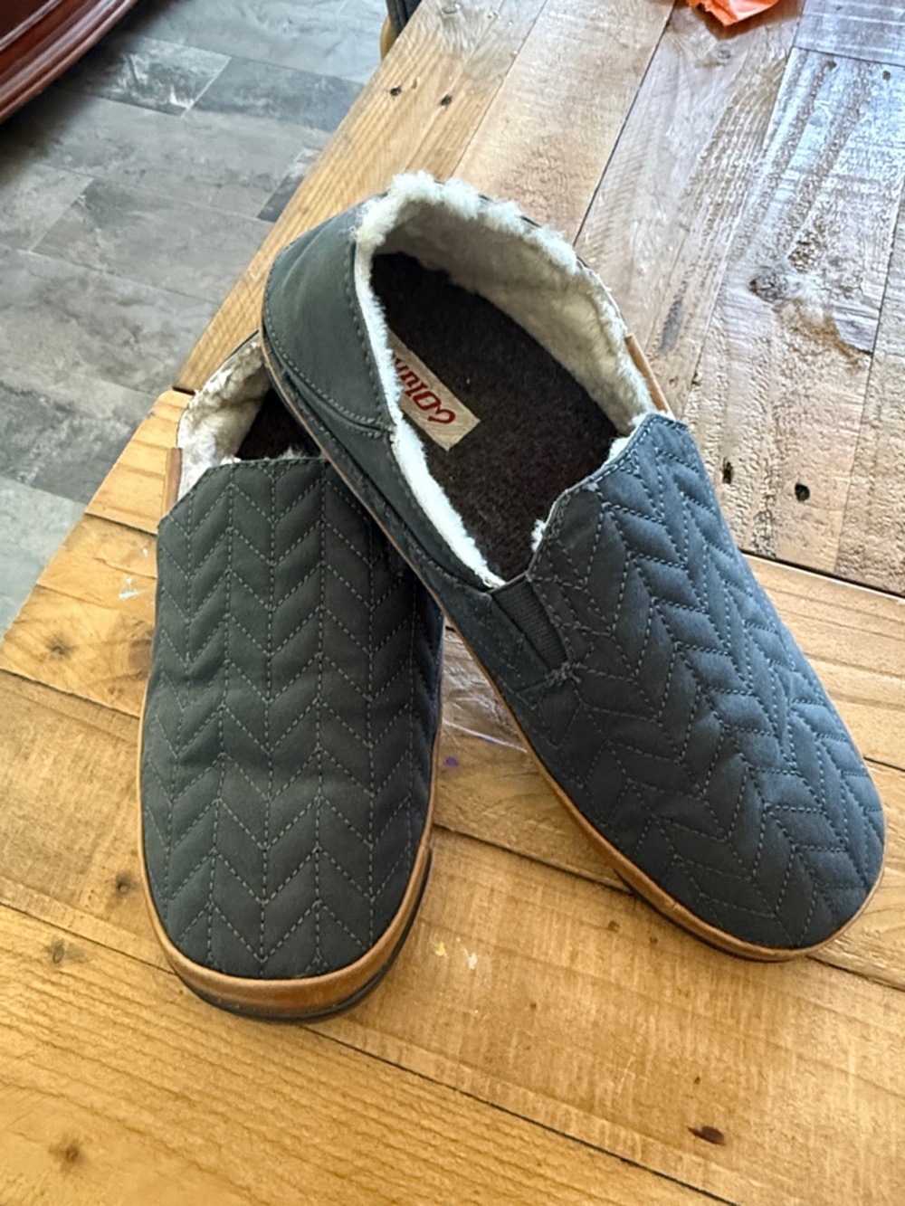 OluKai Quilted Fleece-Lined Slip-On Slipper in Gray